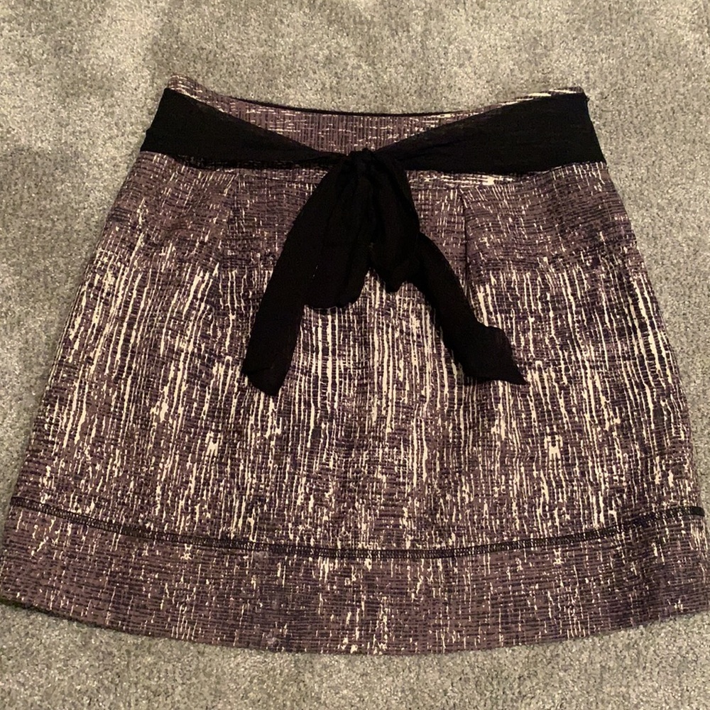 Club Monaco tweed grey black & white skirt w/ bow